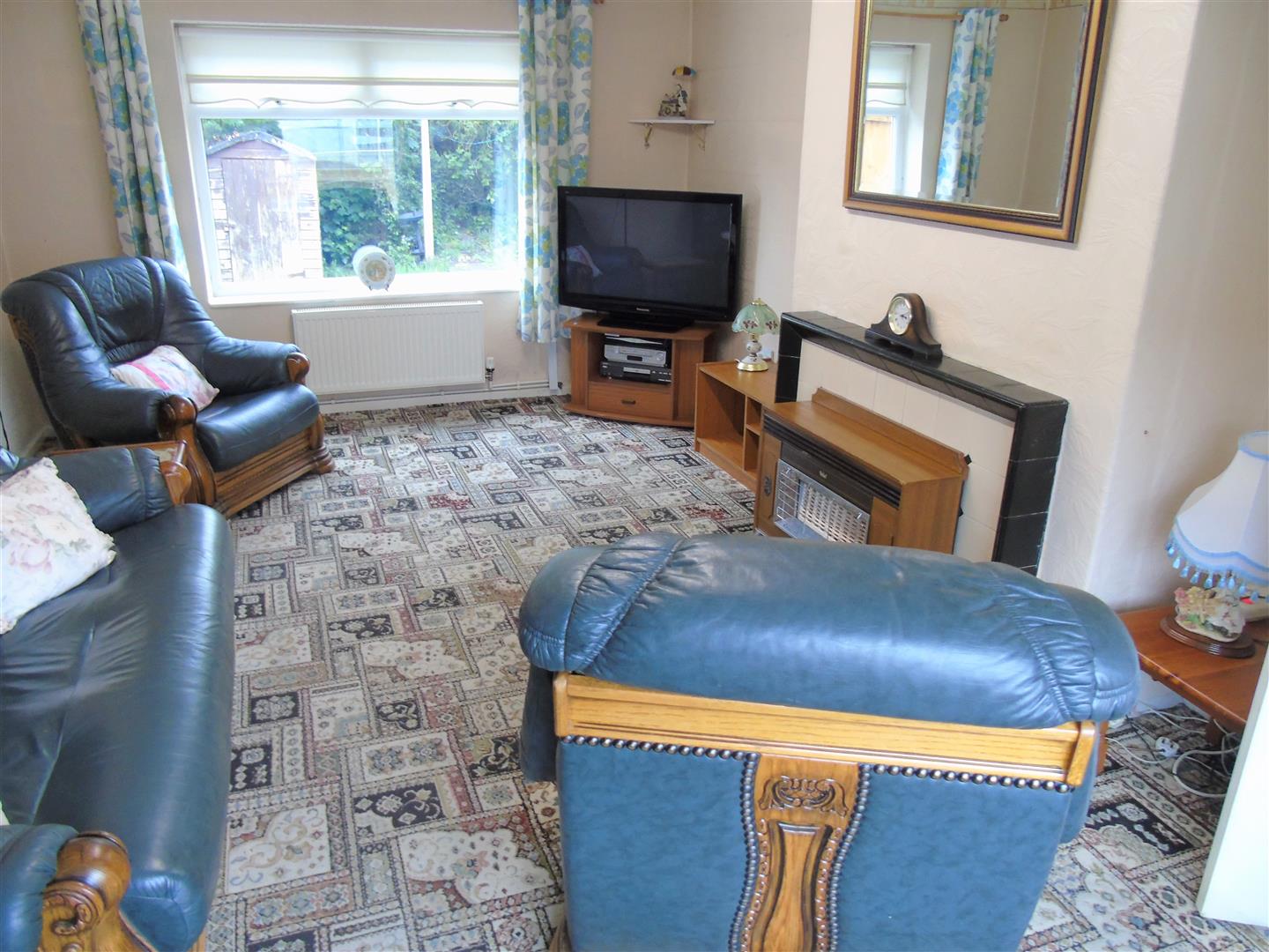 Lounge / Dining Room